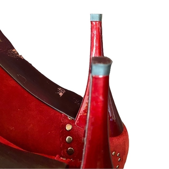 Stuart Weitzman Studded Suede Shoes Stilettos Size 8.5 Red - Picture 8 of 11
